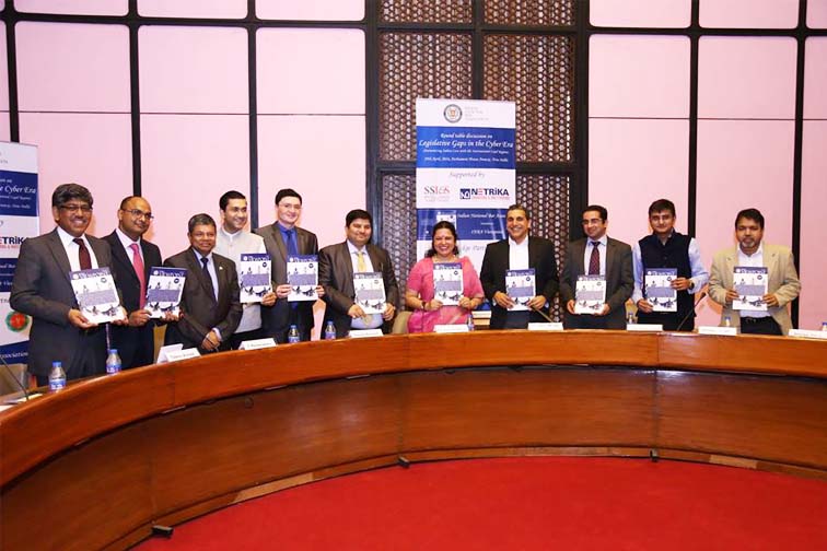 launching-inba-viewpoint-maganize-with-ms-meenakshi-lekhi-mp